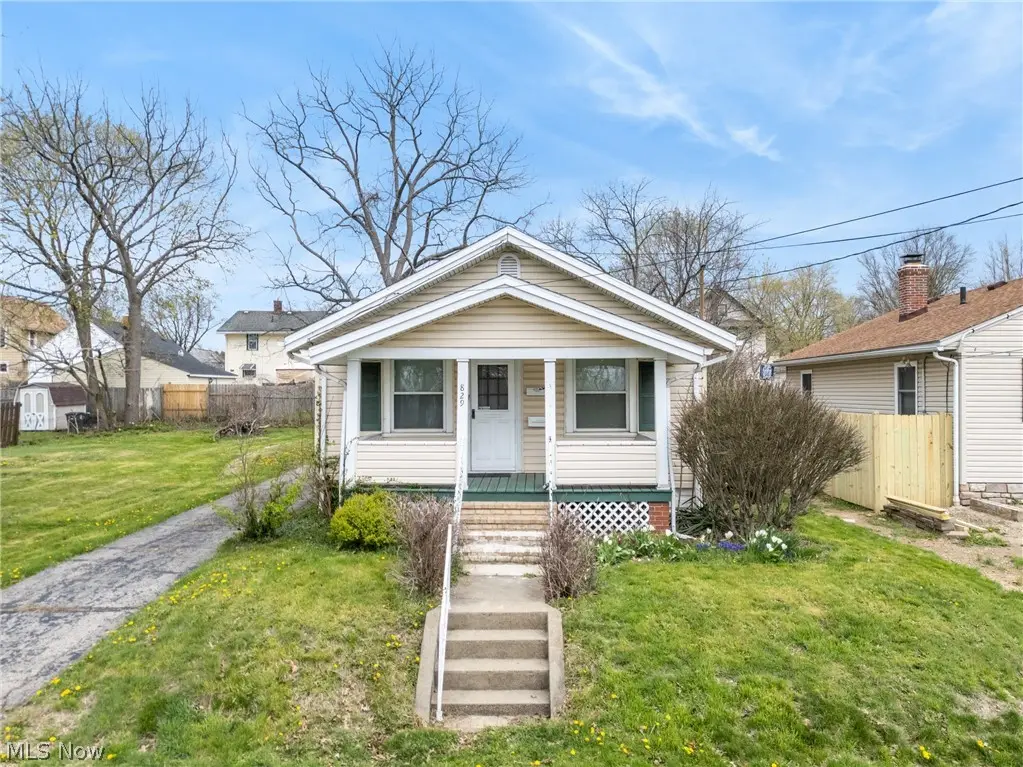 829 Indian Trail, Akron, OH 44314 - #1
