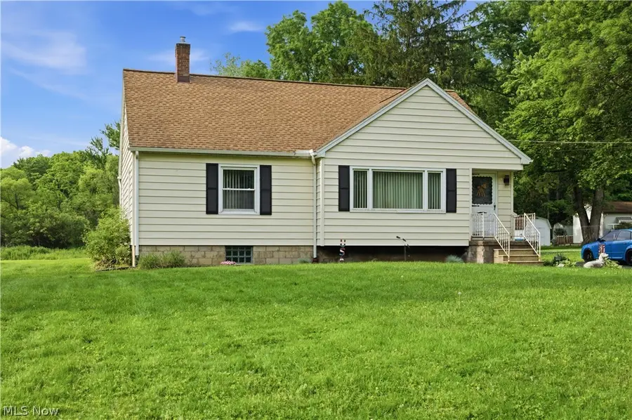 8225 Kenyon Se Drive, Warren, OH 44484 - #2