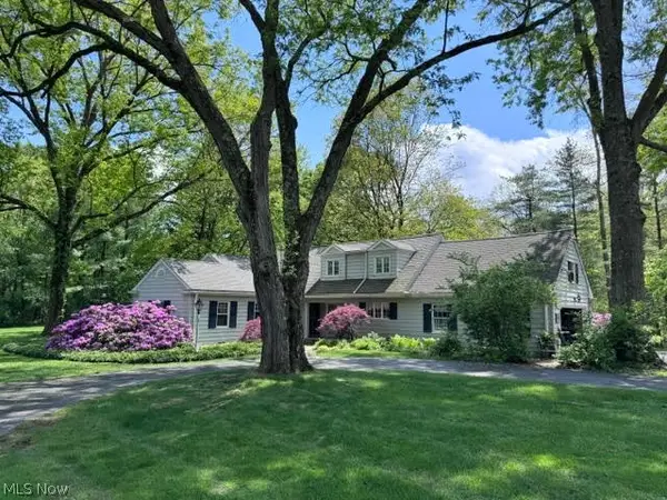 1176 Meadow Spur Drive, Akron, OH 44333