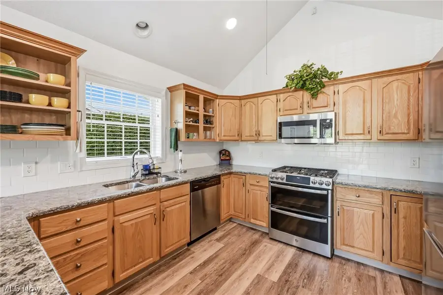 220 Blue Winged, Warren, OH 44484 - #2