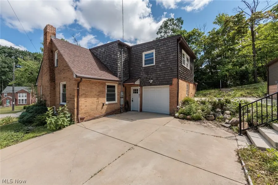 3516 Meadowbrook Boulevard, Cleveland Heights, OH 44118 - #2