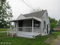 1936 Lakeview Avenue, Lorain, OH 44053 - #3