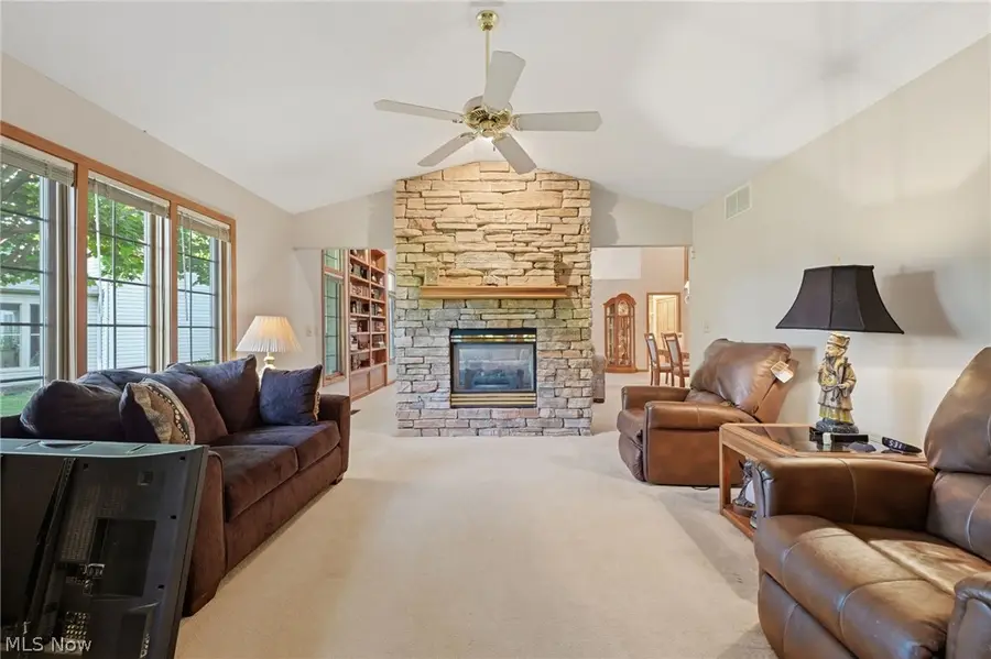 19292 Charter Lane, Strongsville, OH 44149 - #3