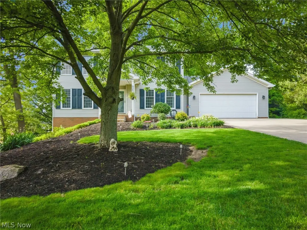 5265 Eastlake Nw Street, North Canton, OH 44720 - #1