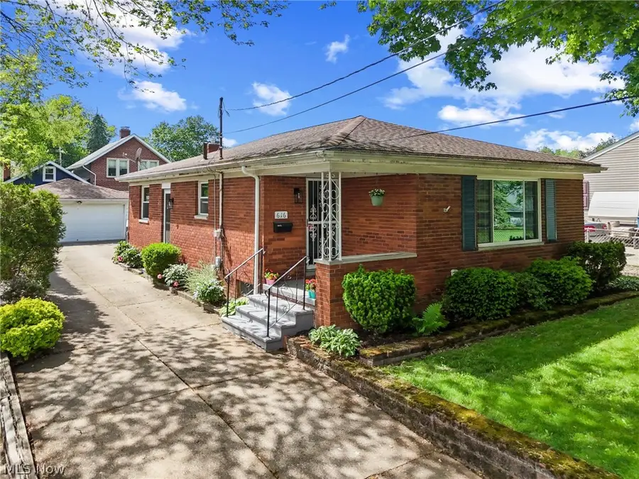 616 Plainfield Road, Akron, OH 44312 - #2