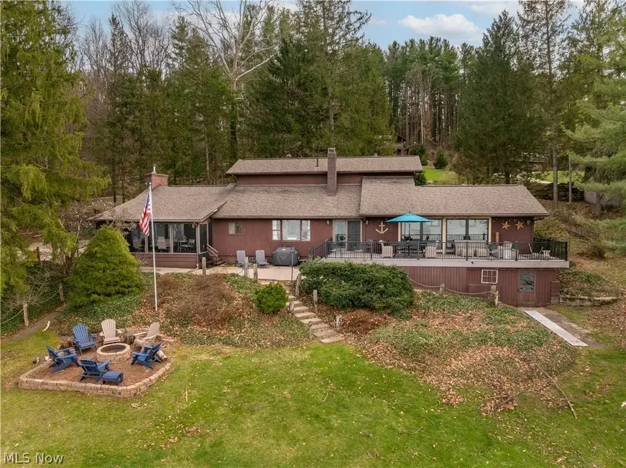 9707 Lakewood Ne Drive, Mineral City, OH 44656 - #2