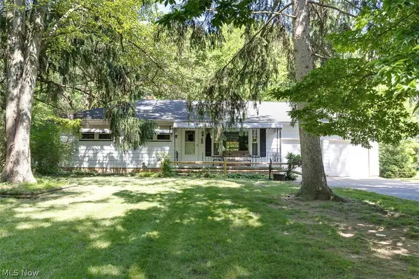 7761 Big Creek Parkway, Middleburg Heights, OH 44130