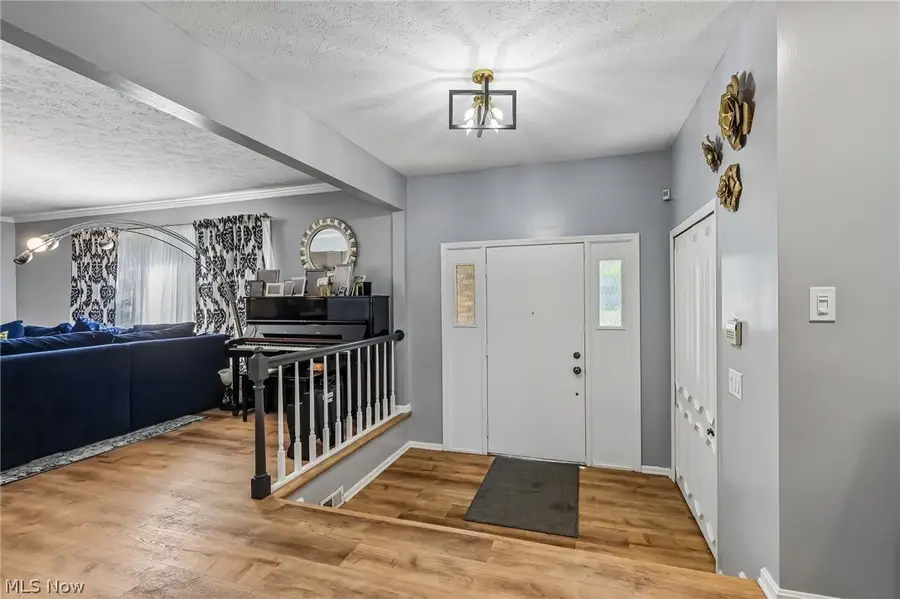 691 Davidson Drive, Highland Heights, OH 44143 - #3