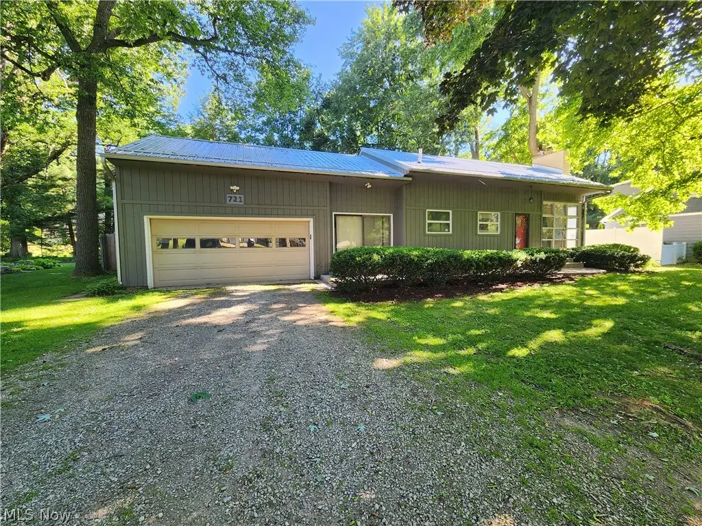 721 Frank Boulevard, Akron, OH 44320 - #1