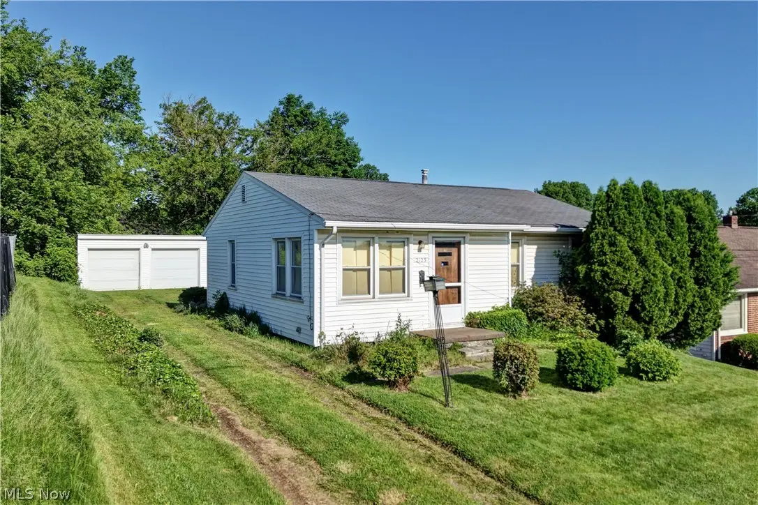2123 Clearview Nw Avenue, Canton, OH 44708 - #1