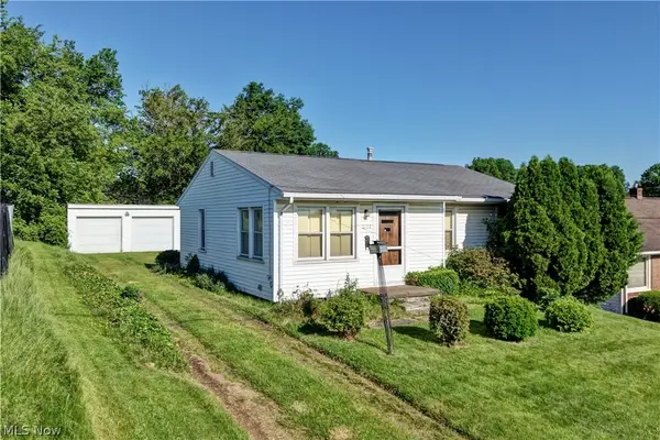 2123 Clearview Nw Avenue, Canton, OH 44708