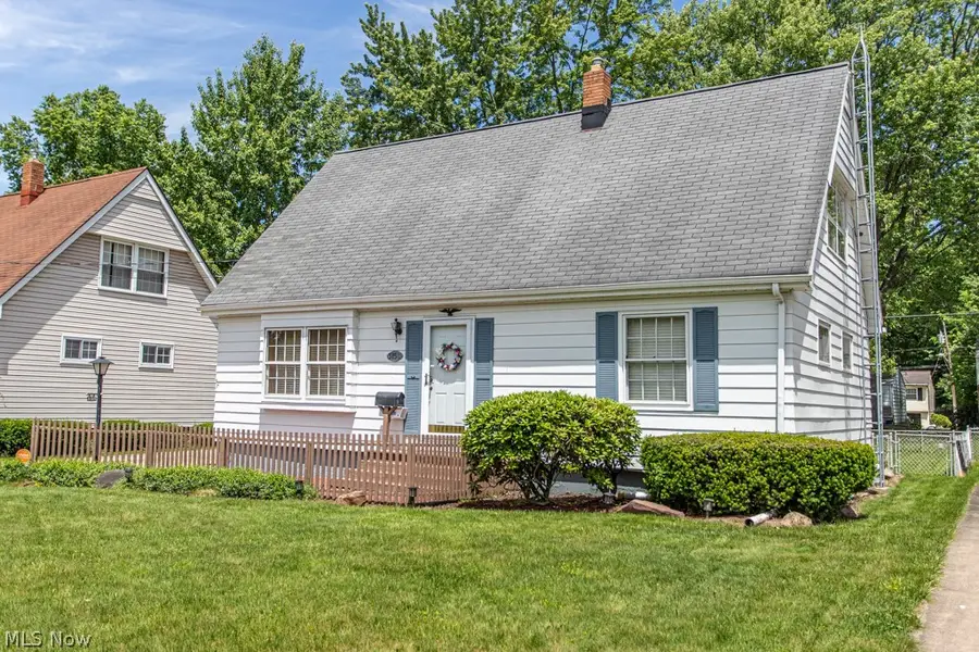 3154 Northwest Nw Boulevard, Warren, OH 44485 - #2