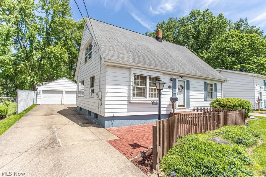 3154 Northwest Nw Boulevard, Warren, OH 44485 - #3