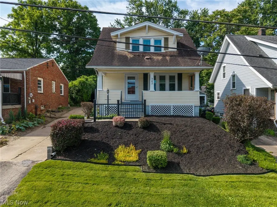 342 Washington Avenue, Barberton, OH 44203 - #2