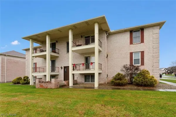 7357 Eisenhower Drive #6, Boardman, OH 44512