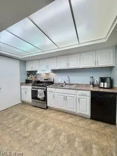 26653 Lake Of The Falls Boulevard, Olmsted Falls, OH 44138 - #2