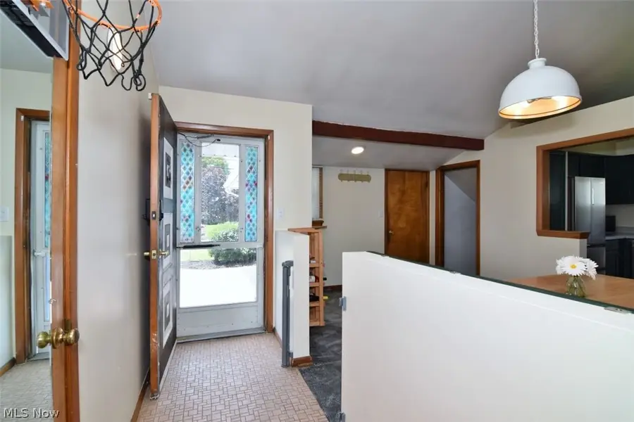 20685 Alameda Parkway, Highland Hills, OH 44128 - #3
