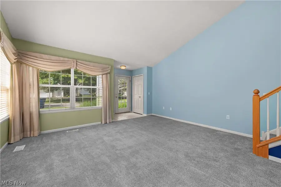 9097 Fern E Cove, Olmsted Falls, OH 44138 - #2