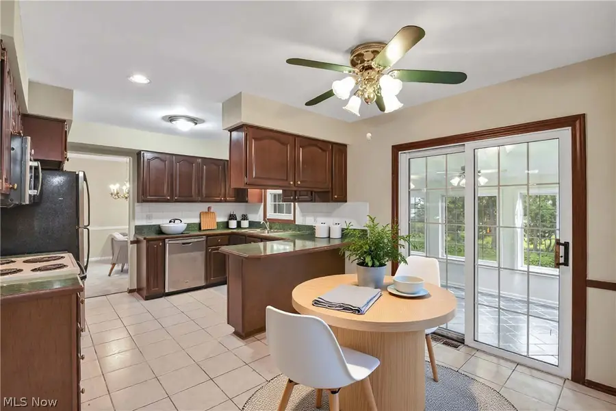 367 Bar Harbor Drive, Bay Village, OH 44140 - #3