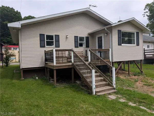 20 S High Street, Glouster, OH 45732