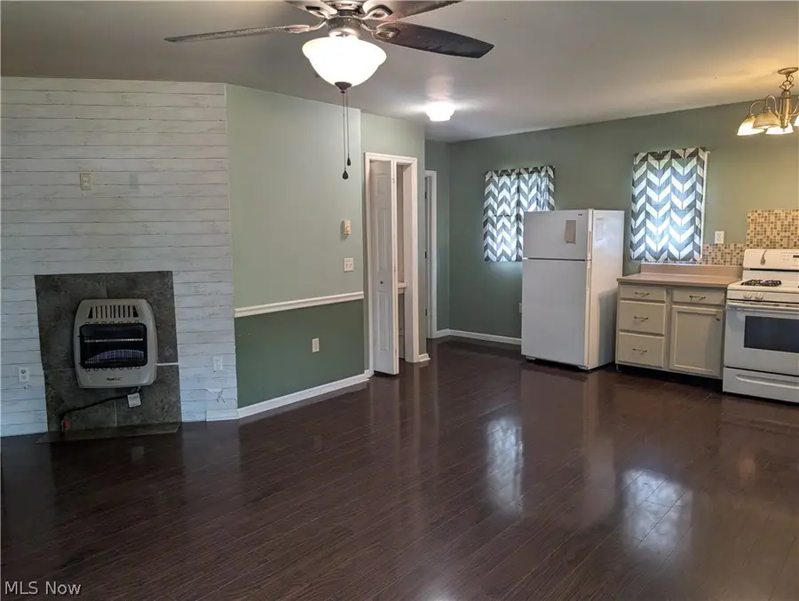20 S High Street, Glouster, OH 45732 - #2