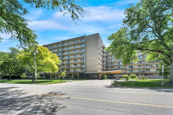 10301 Lake Avenue #506, Cleveland, OH 44102