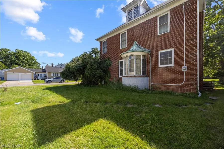 959 Allison Avenue, Lorain, OH 44052 - #3