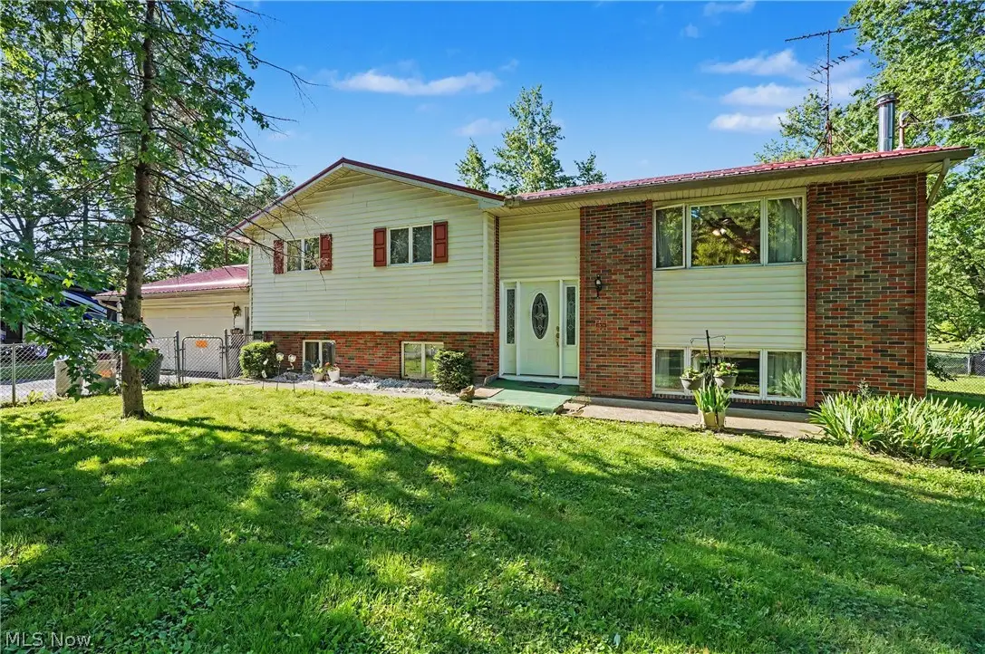 4250 Herr Fieldhouse Road, Southington, OH 44470 - #1
