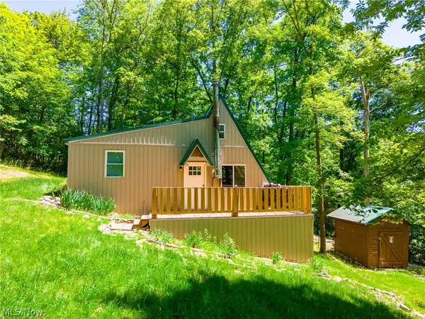6257 Caddy Sw Road, Bowerston, OH 44695