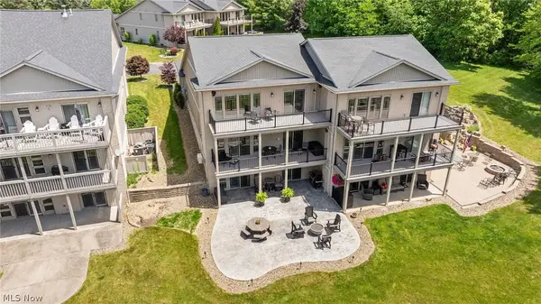 558 Bayshore Boulevard, Lake Milton, OH 44429