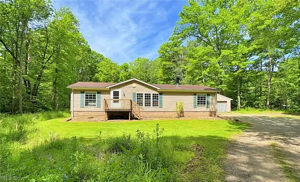 4233 County Line Road, Diamond, OH 44412