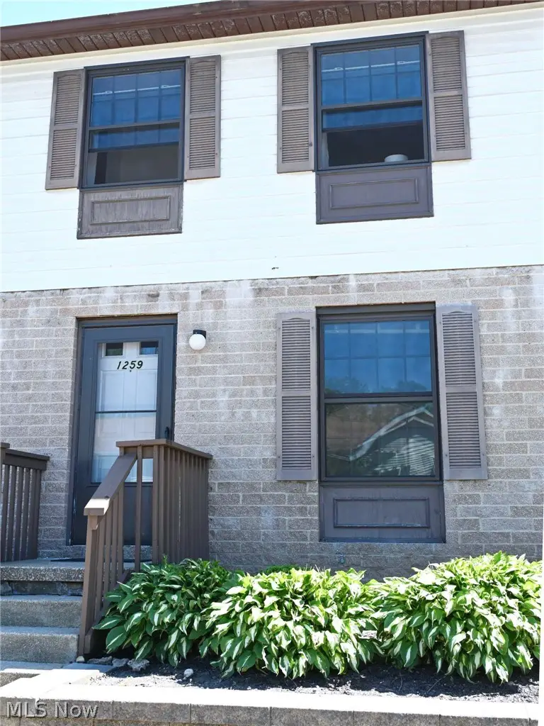 1259 Bailey Road, Cuyahoga Falls, OH 44221 - #1