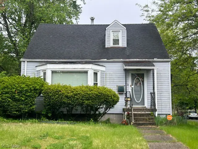 122 Alfaretta Avenue, Akron, OH 44310 - #1