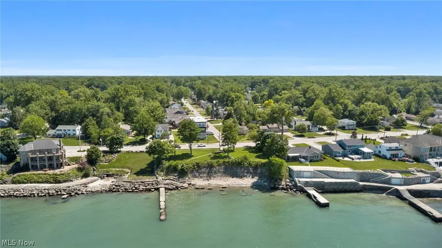 233 Sunset Road, Avon Lake, OH 44012 - #3