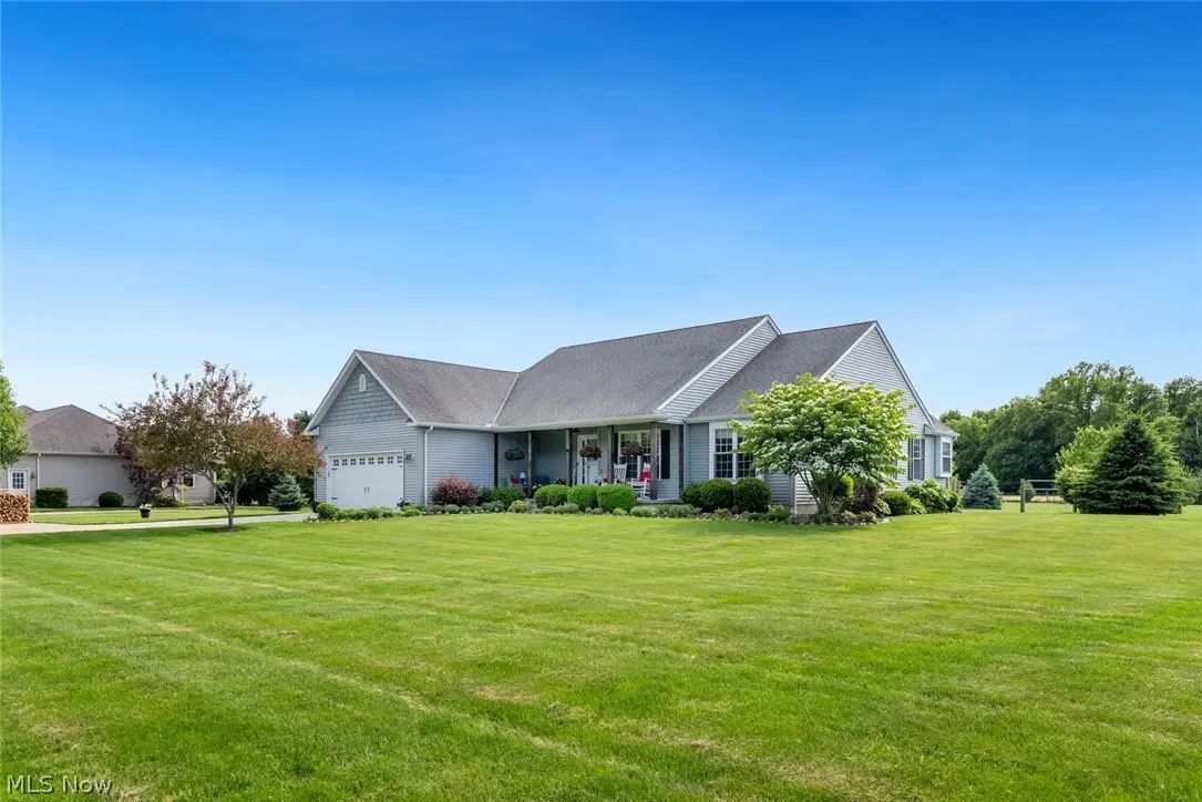 8522 Bank Street, Vermilion, OH 44089 - #1