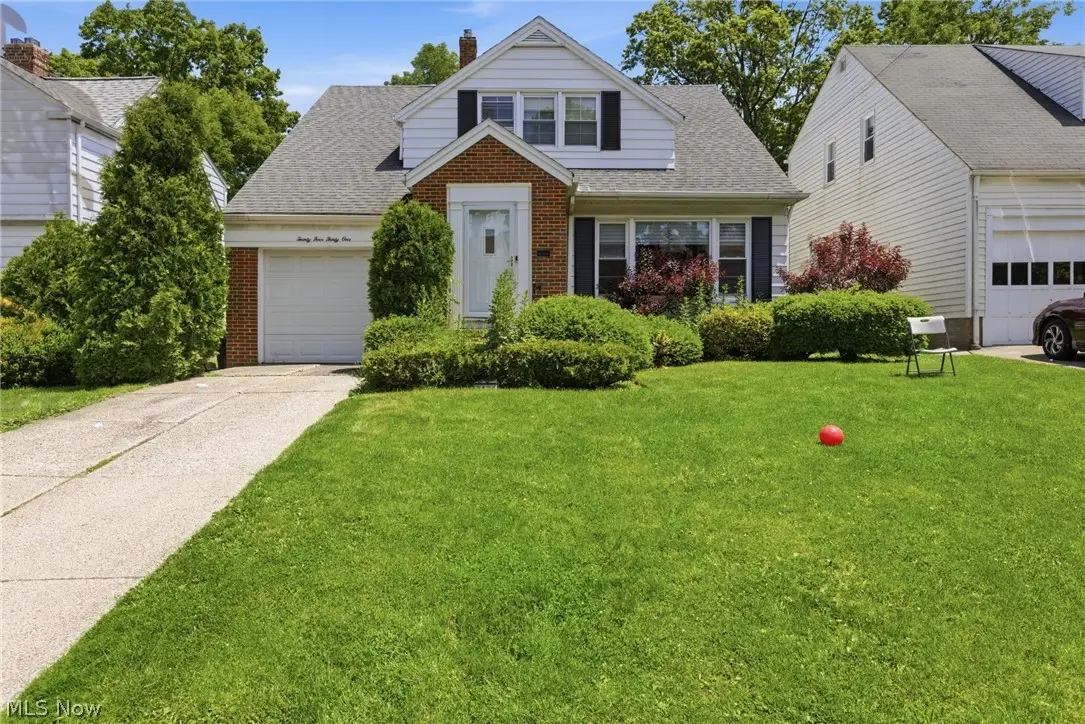 2431 White Road, University Heights, OH 44118 - #1
