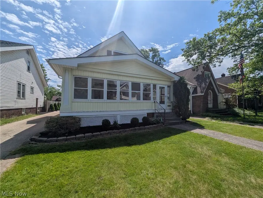 3661 W 134th Street, Cleveland, OH 44111 - #2