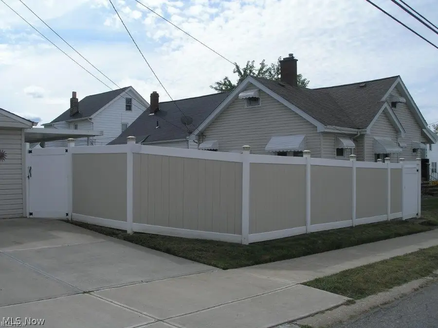 4703 E 86th Street, Garfield Heights, OH 44125 - #3