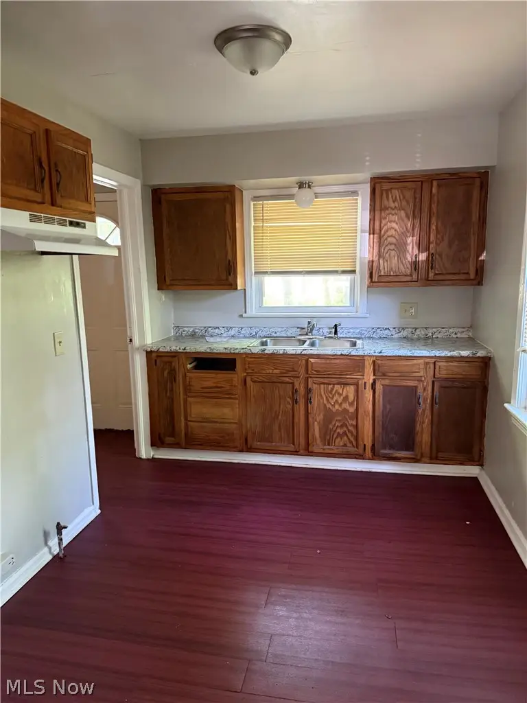 610 Elbon Avenue, Akron, OH 44306 - #2