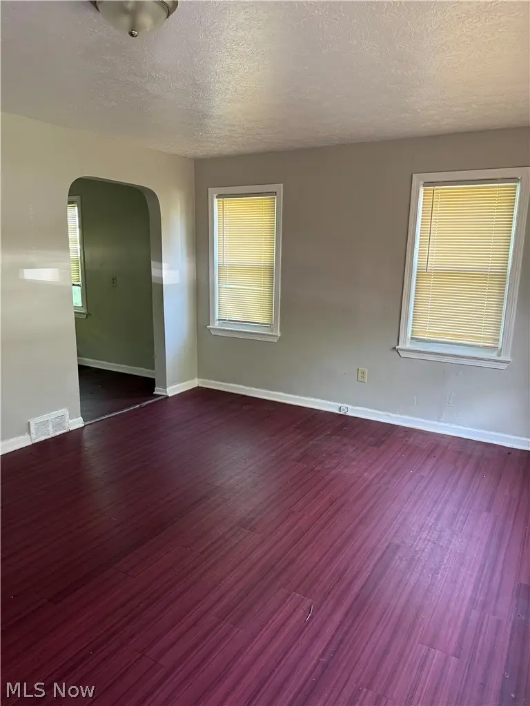 610 Elbon Avenue, Akron, OH 44306 - #3