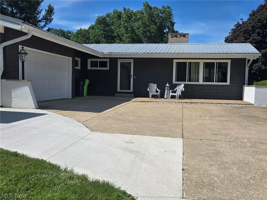 482 Fairwood Drive, Tallmadge, OH 44278 - #2