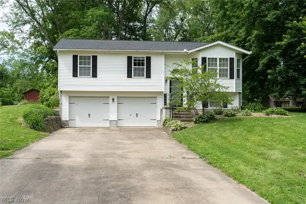 1211 Kingston Road, Uniontown, OH 44685