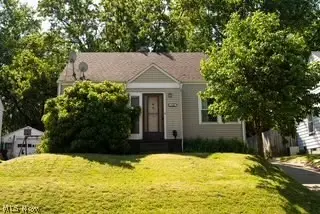 1176 Easton Drive, Akron, OH 44310 - #1
