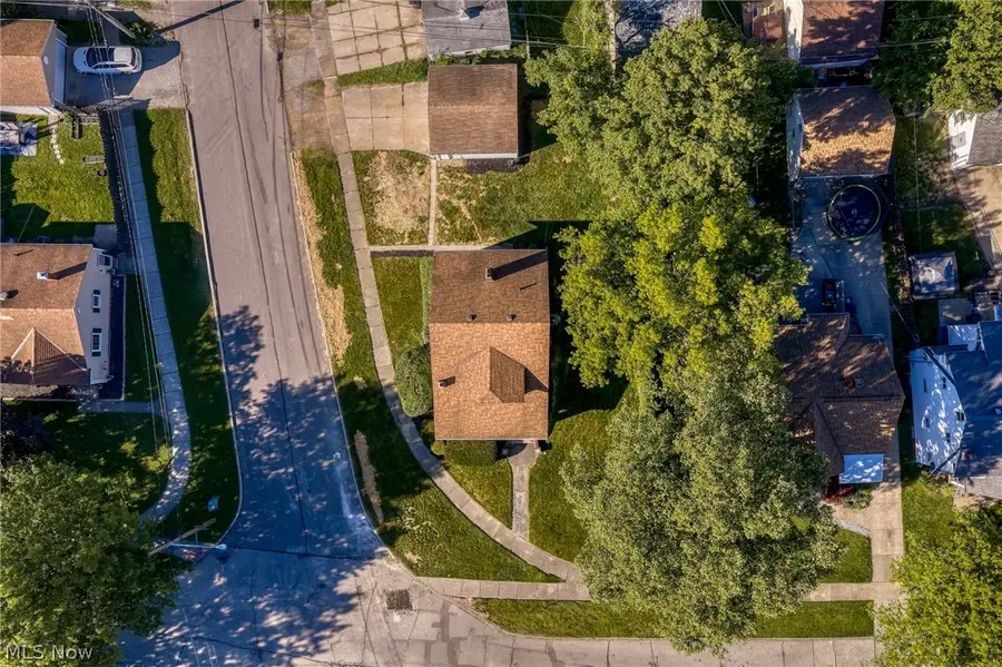6502 Renwood Drive, Parma, OH 44129 - #2