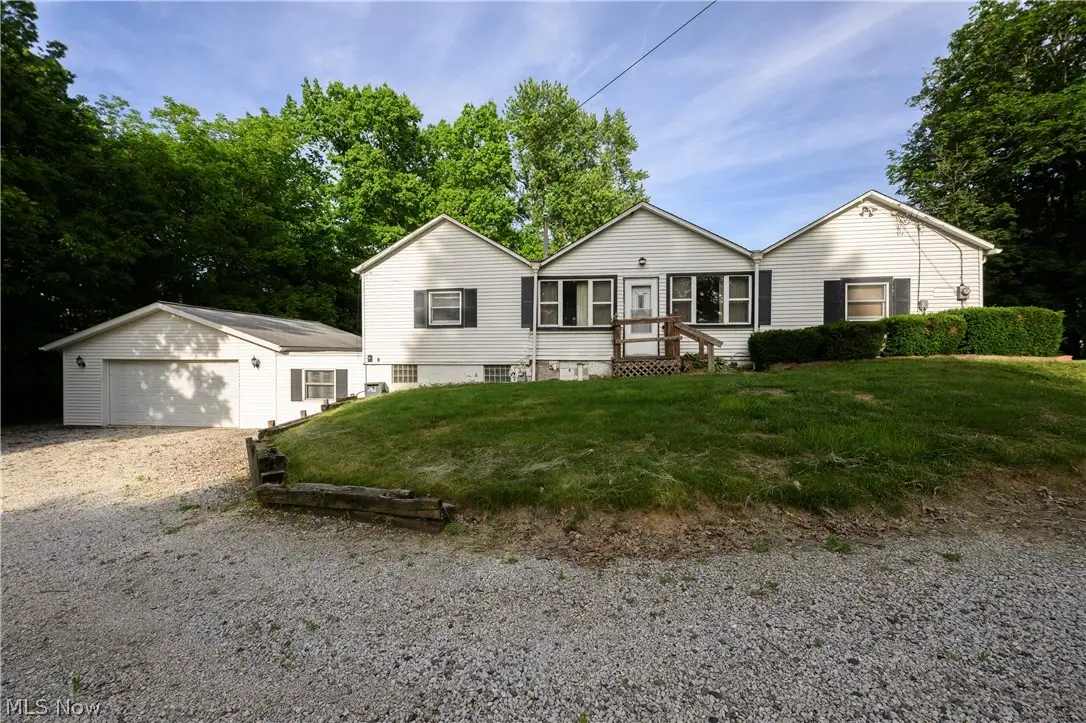 7660 Akron Nw Avenue, Canal Fulton, OH 44614 - #1