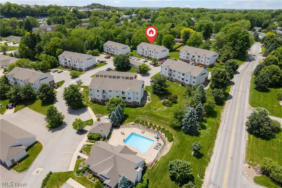 1456 Buckingham Gate A Boulevard, Cuyahoga Falls, OH 44221 - #3
