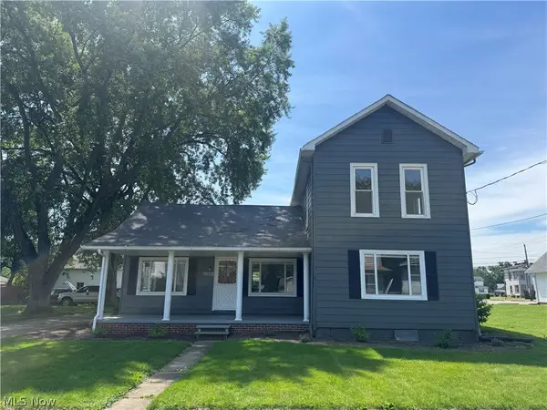 218 Main W Street, Beach City, OH 44608