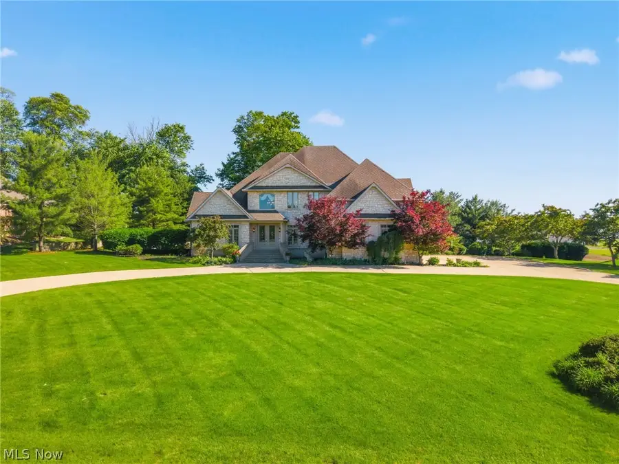1524 Eagle Watch Ne Street, Canton, OH 44721 - #3