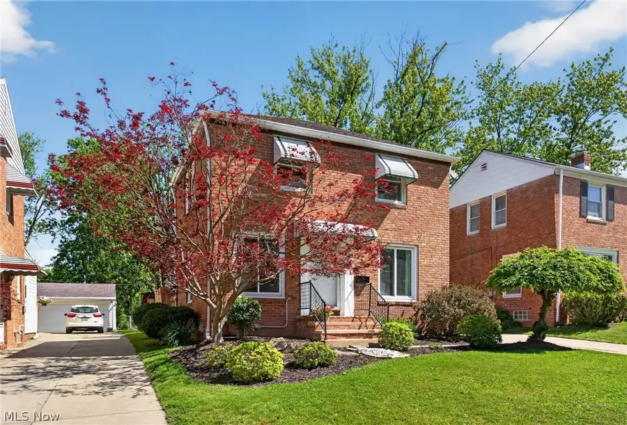 131 Wandle Avenue, Bedford, OH 44146 - #3