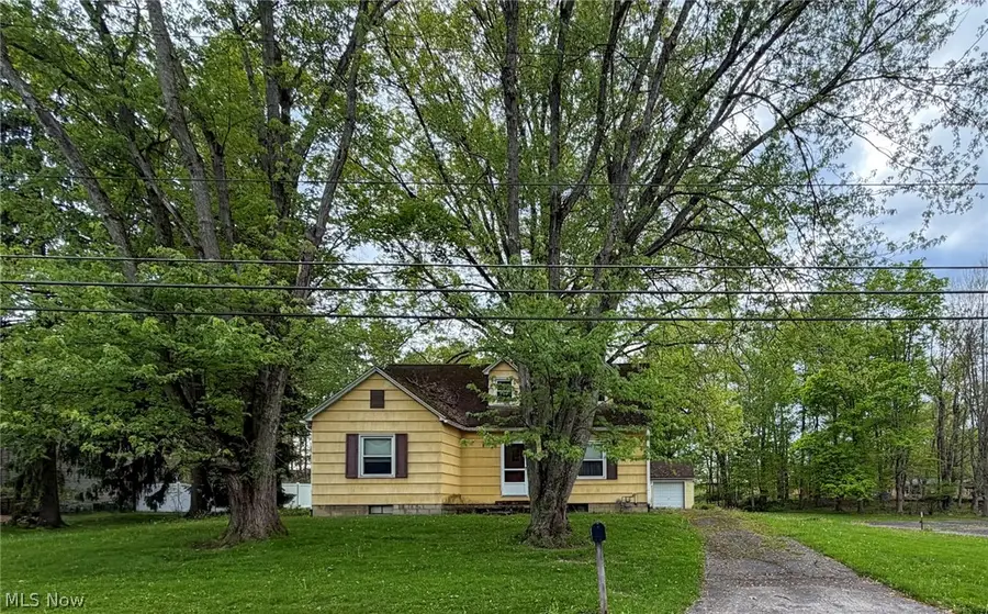 8060 Paulin Drive, Youngstown, OH 44514 - #2